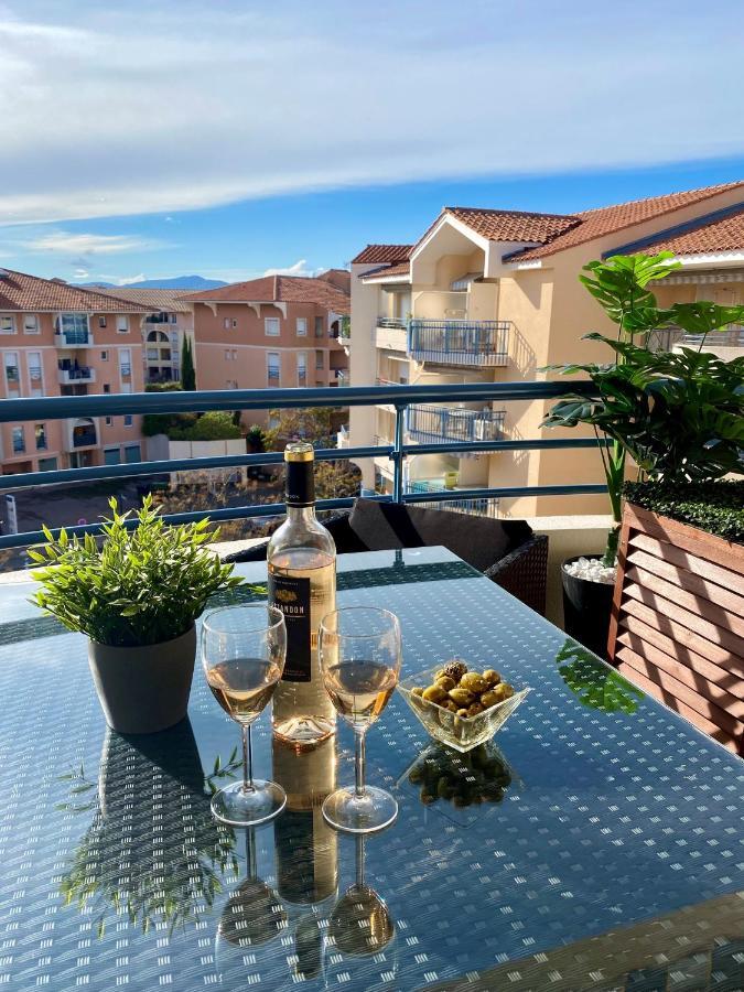 Port-Frejus, Le Paladien, Appartement 2 Pieces Climatise, Terrasse & Parking المظهر الخارجي الصورة