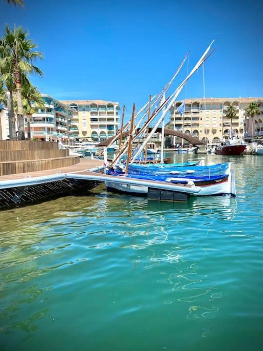 Port-Frejus, Le Paladien, Appartement 2 Pieces Climatise, Terrasse & Parking المظهر الخارجي الصورة